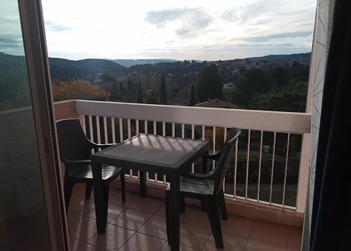 Apartment Lumineux Renove *